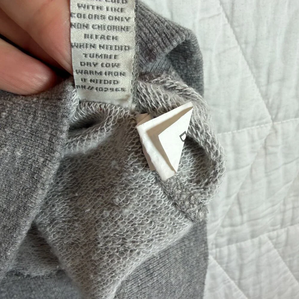 Yale University RedShirt Athleisure Short Sleeve Top - Picture 7 of 8